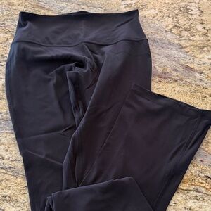 Women's Black High-Waisted Leggings